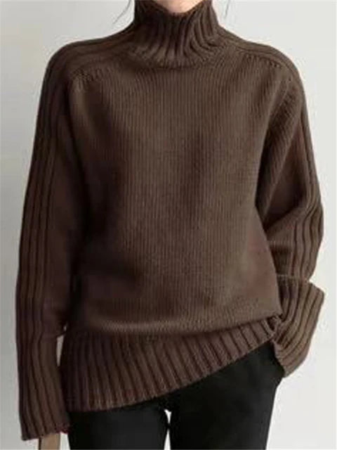 Gemütlicher-Rollkragenpullover-mit-geripptem-Strickmuster-und-lockerer-Passform,-perfekt-für-einen-stilvollen-und-wärmenden-Winterlook.