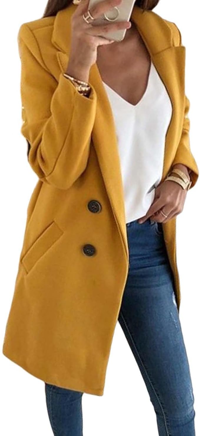 Ein-moderner-Mantel-mit-lässigem-Schnitt,-ideal-für-schicke-und-alltägliche-Outfits.