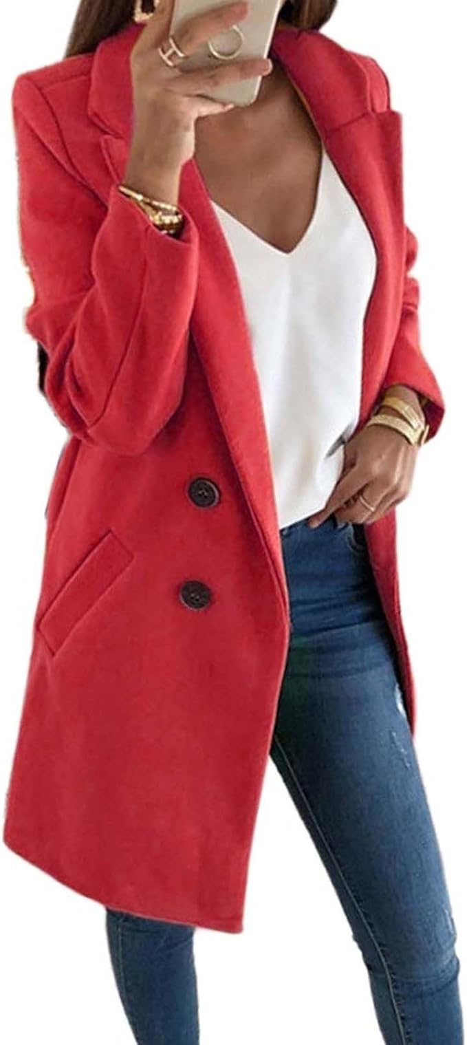 Ein-moderner-Mantel-mit-lässigem-Schnitt,-ideal-für-schicke-und-alltägliche-Outfits.