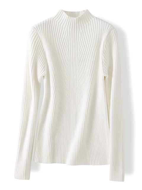 Schlichter-gerippter-Pullover-mit-hohem-Kragen-und-eleganter-Passform,-perfekt-für-einen-stilvollen-und-komfortablen-Winterlook.
