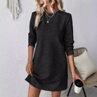 Gestepptes-Kleid-mit-langärmeln-und-lockerer-passform-für-einen-bequemen-und-stilvollen-alltagslook