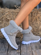 Winterstiefeletten-mit-Kunstfellkragen,-Reißverschluss-und-flexibler-Sohle,-perfekt-für-kalte-Tage
