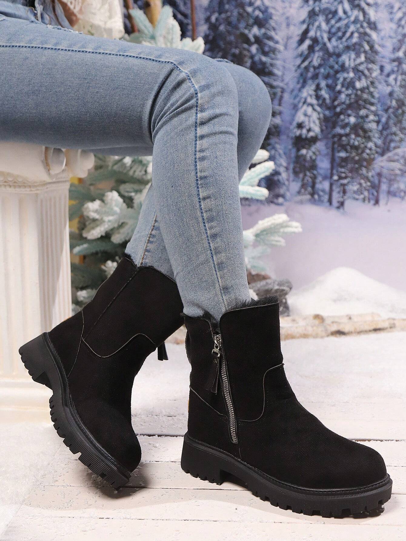 Winterstiefel-mit-weichem-Fellfutter,-seitlichem-Reißverschluss-und-robuster-Profilsohle,-ideal-für-kalte-Tage-und-schneereiches-Wetter