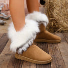 Warme-Winterstiefeletten-mit-dickem-Kunstfellkragen-und-weichem-Innenfutter,-ideal-für-einen-stilvollen-und-komfortablen-Winterlook.