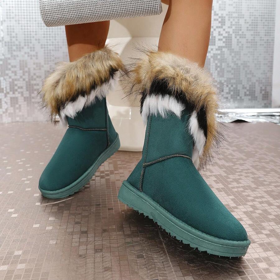 Warme-Winterstiefeletten-mit-dickem-Kunstfellkragen-und-weichem-Innenfutter,-ideal-für-einen-stilvollen-und-komfortablen-Winterlook.
