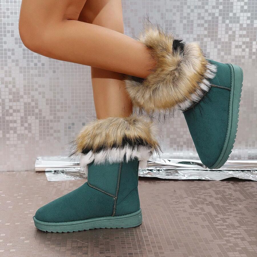 Warme-Winterstiefeletten-mit-dickem-Kunstfellkragen-und-weichem-Innenfutter,-ideal-für-einen-stilvollen-und-komfortablen-Winterlook.