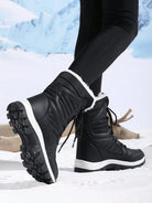 Winter-Wanderstiefel-mit-flauschigem-Futter-und-rutschfester-Sohle,-perfekt-für-Schnee-und-kalte-Tage.