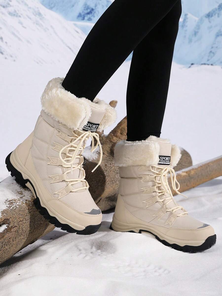 Winter-Wanderstiefel-mit-flauschigem-Futter-und-rutschfester-Sohle,-perfekt-für-Schnee-und-kalte-Tage.