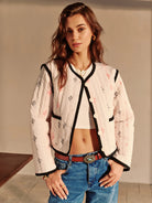 damen-gequiltete-jacke-mit-blumenmuster