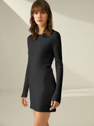 damen-geripptes-minikleid-mit-langen-ärmeln-und-rundhals