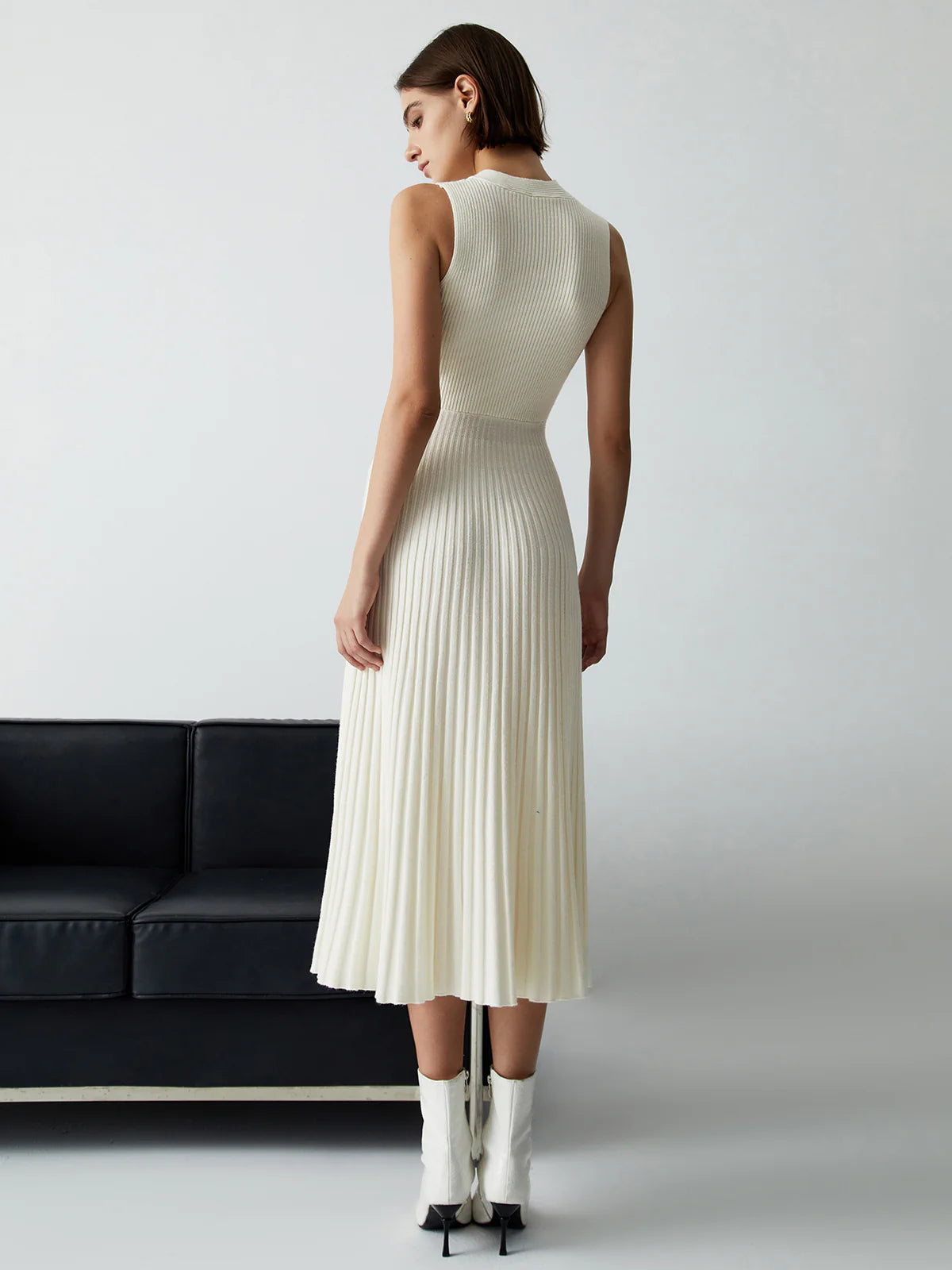 schickes-damen-rippenstrick-kleid-für-abendveranstaltungen