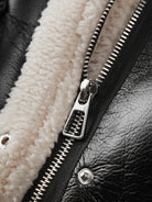 damen-shearling-jacke-mit-leder-klassischer-schnitt damen-shearling-jacke-vorderansicht-warme-fütterung