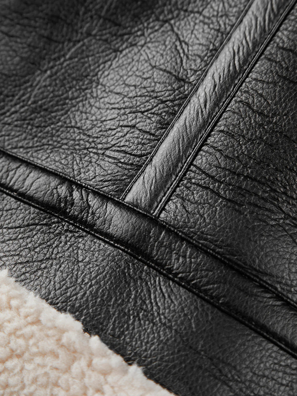 damen-shearling-jacke-mit-leder-klassischer-schnitt damen-shearling-jacke-vorderansicht-warme-fütterung