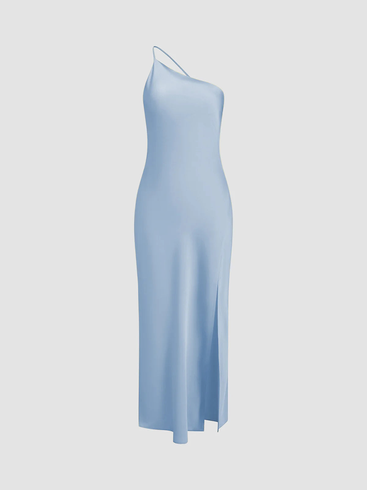 one-shoulder-slip-kleid-frontansicht-fließende-silhouette-hoher-beinschlitz
