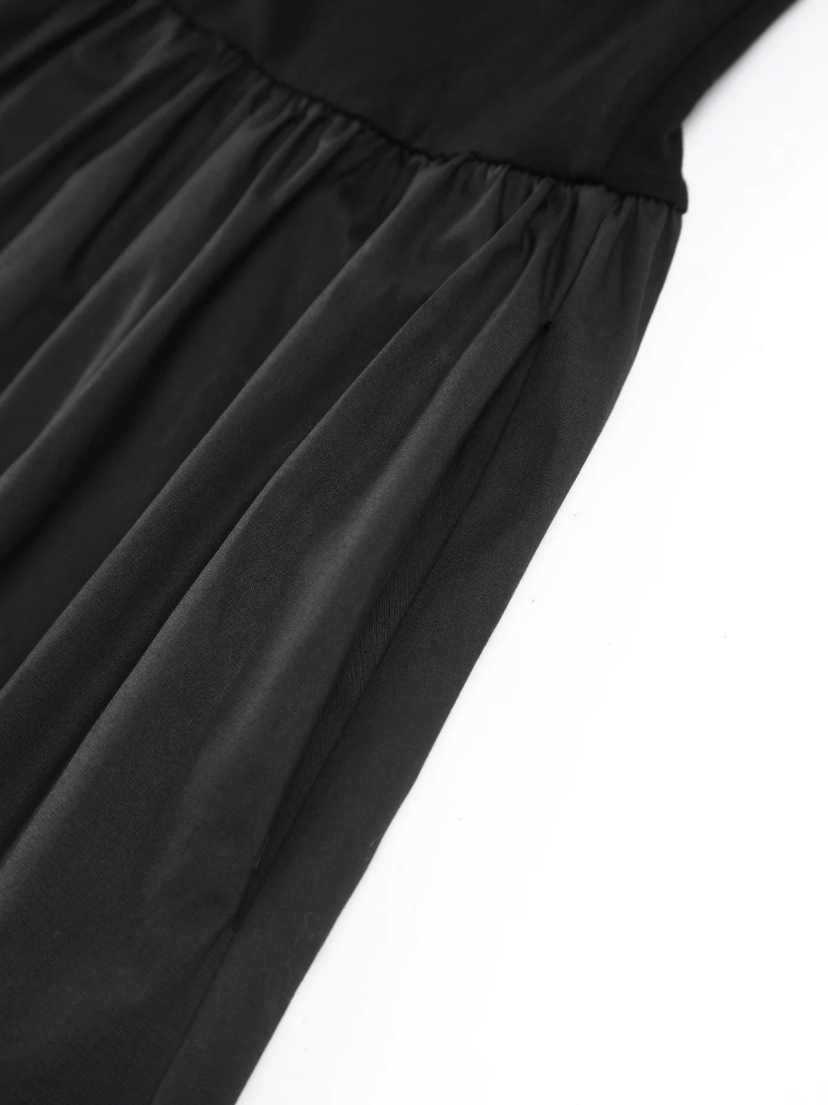damen-maxikleid-mit-langarm-silhouette