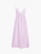 elegantes-seidensatin-kleid-mit-spaghettiträgern-für-festliche-anlässe