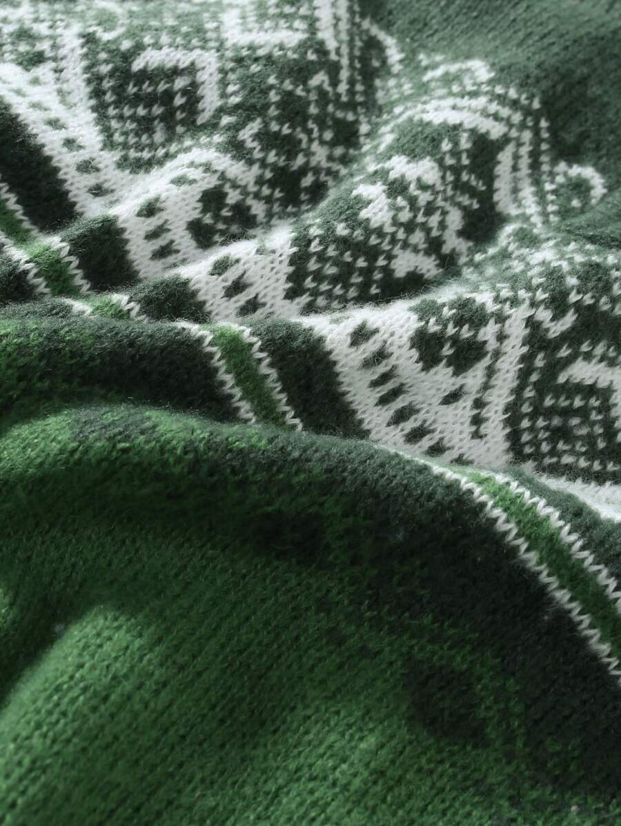 Ein-grüner-Strickpullover-mit-nordischem-Muster-und-Reißverschluss,-ideal-für-eine-gemütliche-Wintergarderobe