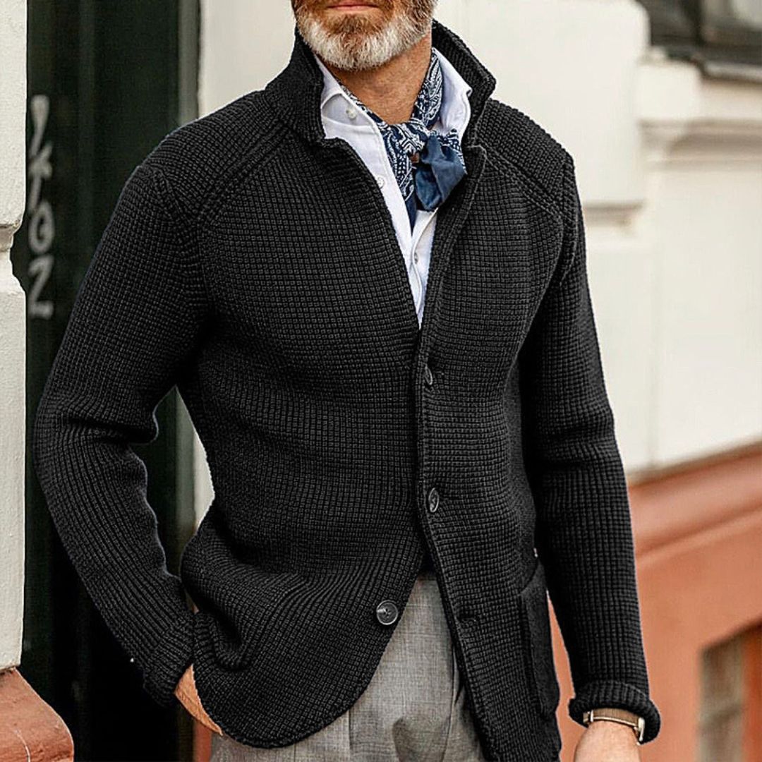 herren-strickjacke-mit-knopfverschluss-klassischer-stil