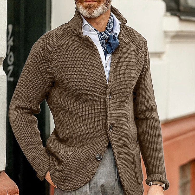 herren-strickjacke-mit-knopfverschluss-klassischer-stil