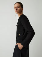 kurzer-damenblazer-ansicht-vorne-schickes-design