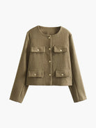 kurzer-damenblazer-ansicht-vorne-schickes-design