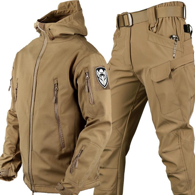 herren-taktisches-outdoor-jacken-und-hosen-set-tarnung-vorderansicht
