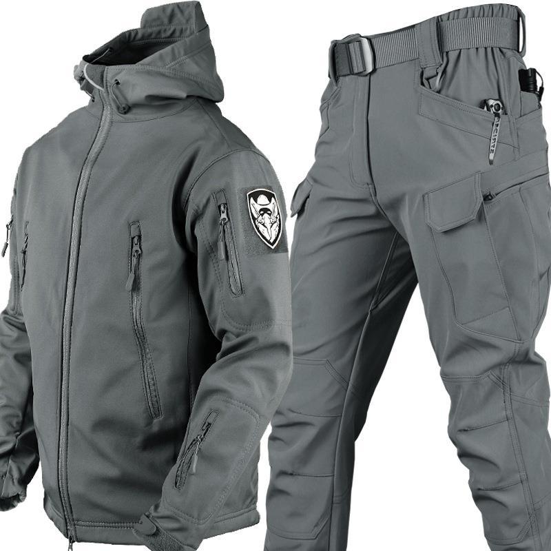 herren-taktisches-outdoor-jacken-und-hosen-set-tarnung-vorderansicht
