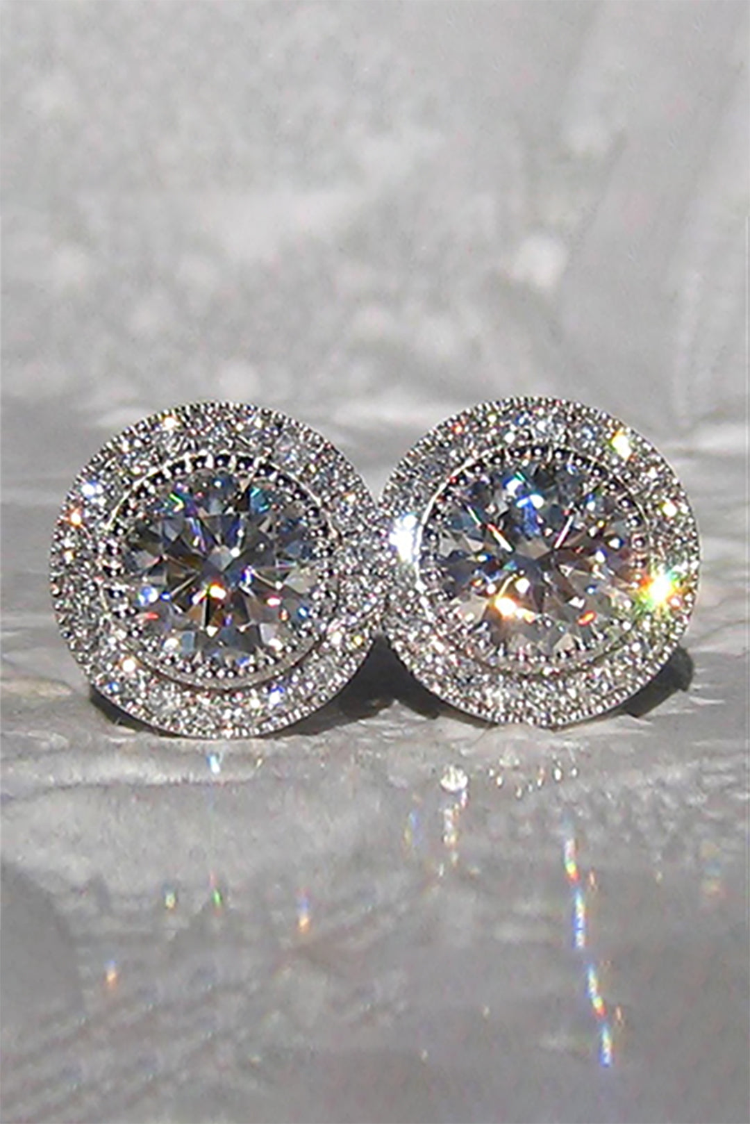 Glitzernde–Kristall–Ohrstecker–rund–elegant–edel–festlich–perfekt–für–besondere–Anlässe