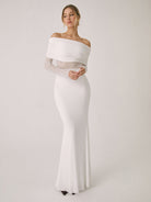damen-abendkleid-mit-schulterfreiem-ausschnitt-und-figurbetonter-silhouette