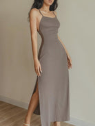 damen-geripptes-maxikleid-mit-seitlichem-schlitz