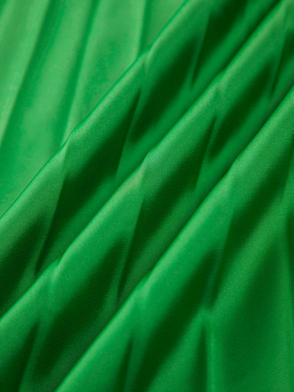 plissiertes-one-shoulder-kleid-für-besondere-anlässe
