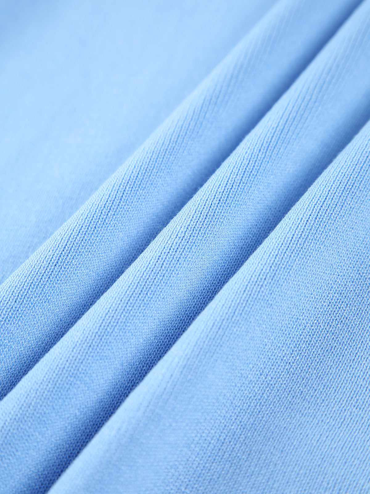 vielseitiges-trägerloses-kleid-für-legere-und-abendliche-anlässe