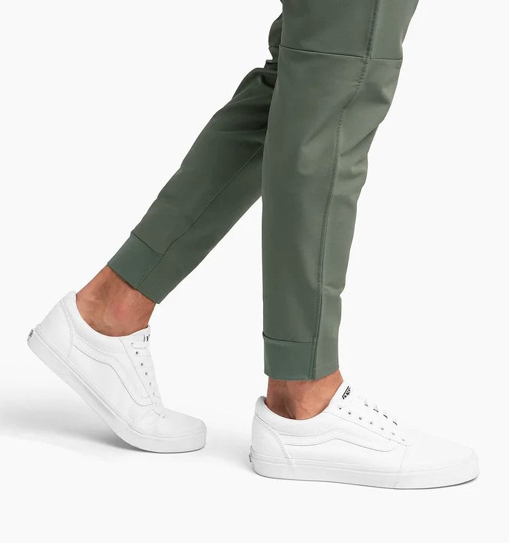 herren-schlanke-athletische-hosen-mit-zulaufender-passform