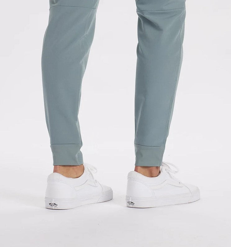 herren-schlanke-athletische-hosen-mit-zulaufender-passform