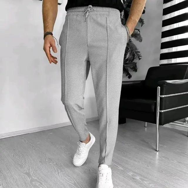 konische-hosen-mit-kordelzug-für-legere-und-semi-formelle-anlässe