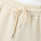 konische-hosen-mit-kordelzug-für-legere-und-semi-formelle-anlässe