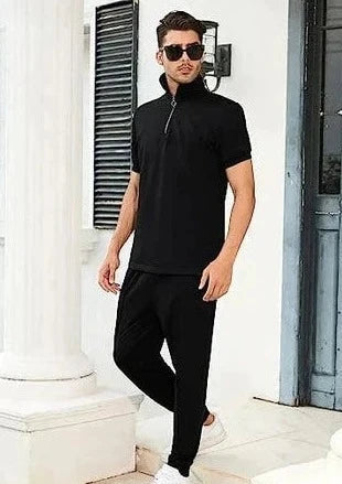 herren-zip-up-polo-und-schmal-zulaufende-hose-mit-kordelzug