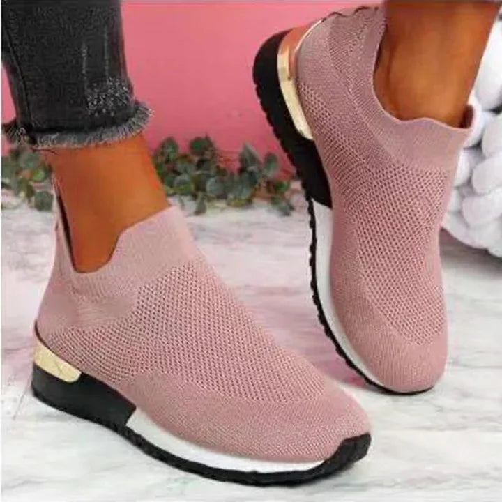 glitzernde-slip-on-sneaker-seitenansicht-gepolsterte-sohle-flexible-passform